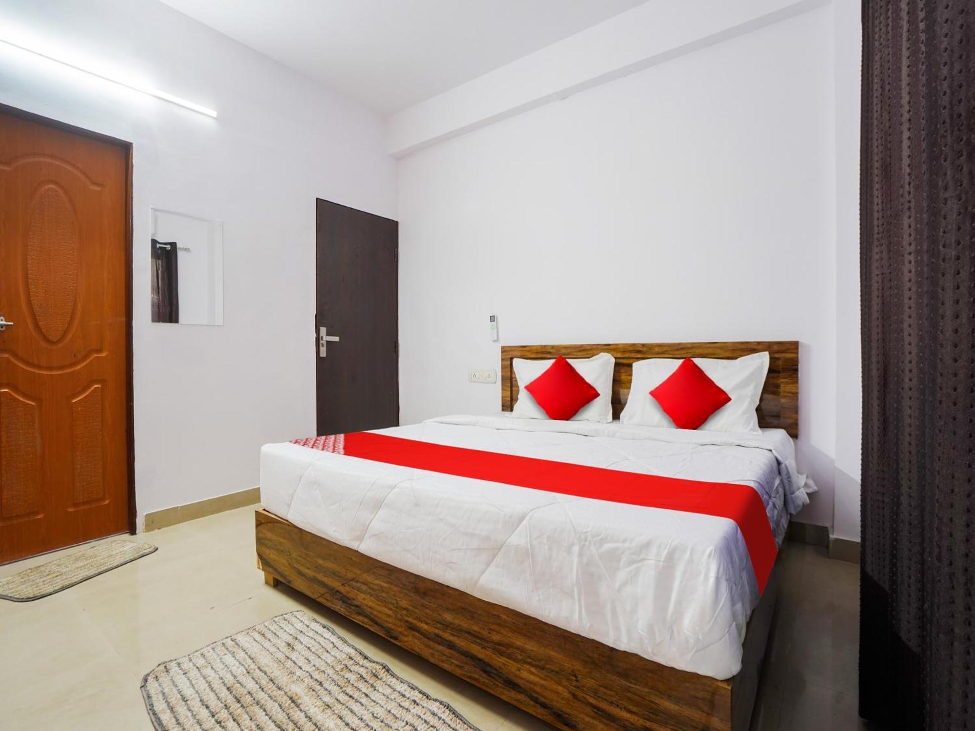 Super Hotel O London Street Nagpur Exterior foto